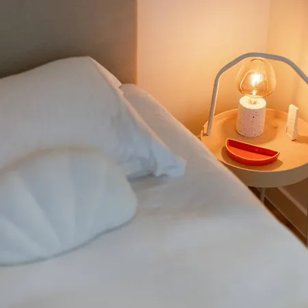 Huswell - Charming In - Perfect For 7 Guests Lägenhet *